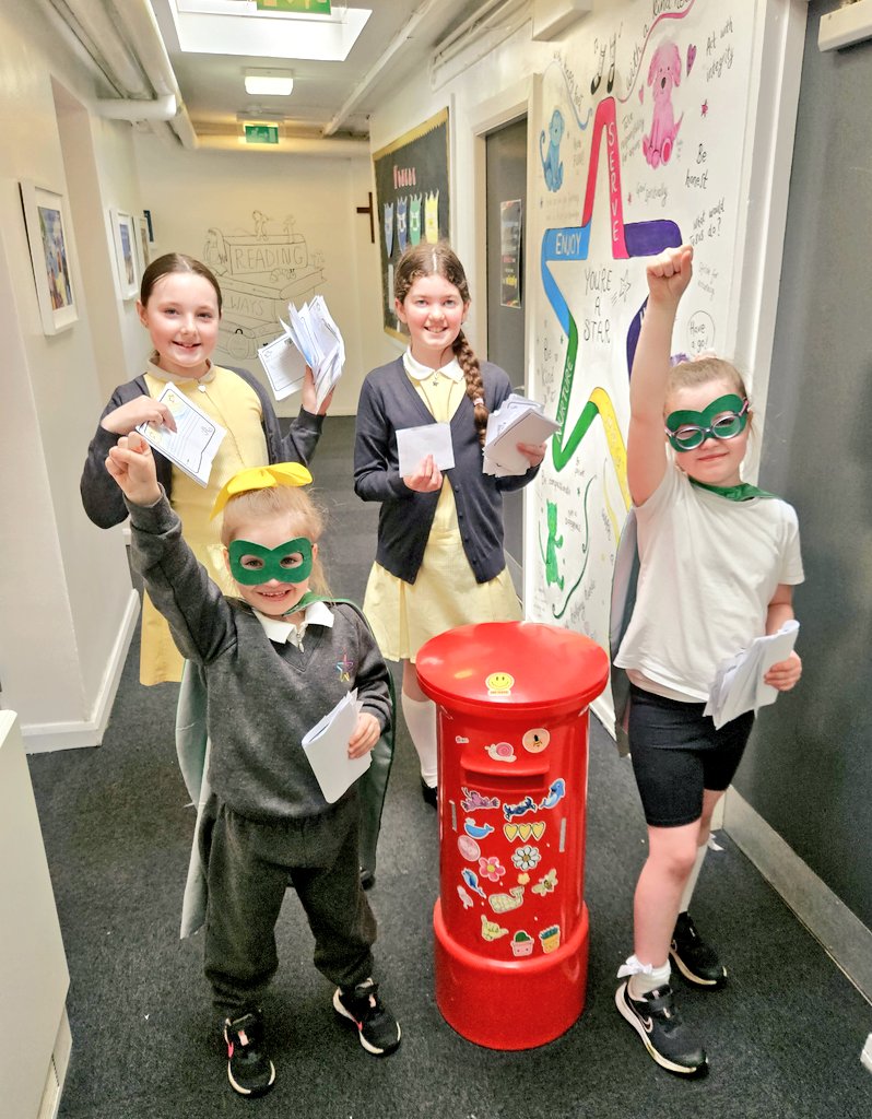 Stand back...there's superheroes coming through! This afternoon, four of our Kindness Committee members spread our value of Nurture 💚 around the school as they delivered hand-written messages of gratitude and kindness, which our pupils had written for their peers and teachers.💫