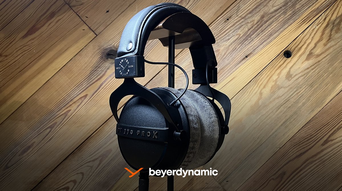 @PCMag UK wrote a great review of the newest version of our classic: 'The Beyerdynamic DT 770 Pro X LE headphones are suitable for both studio sessions and home listening thanks to their remarkably clear sound and comfortable design.' Read the article now: byr.li/ukpcmagdt770pr…