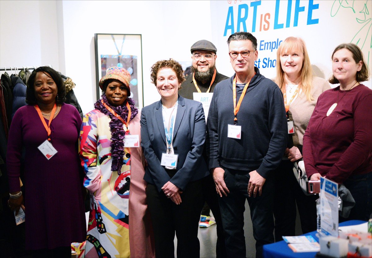 Last month, so many great DSS-HRA-DHS employees were featured in the @WorkWell NYC “Art Is Life” exhibition at One Art Space. This year, 133 total works were exhibited from diverse backgrounds and different mediums. It was inspiring to see DSS so well-represented!