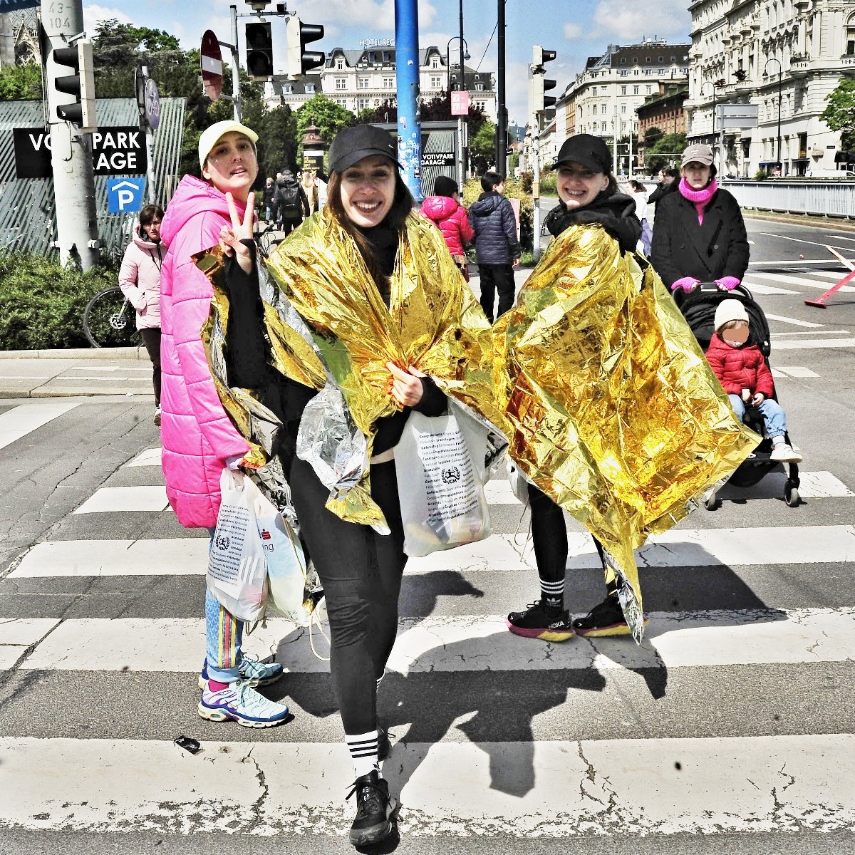 apex_archive's tweet image. #ViennaCityMarathon 2024   

#vcm2024 #marathon #laufen #running #sports #sport #reportage
