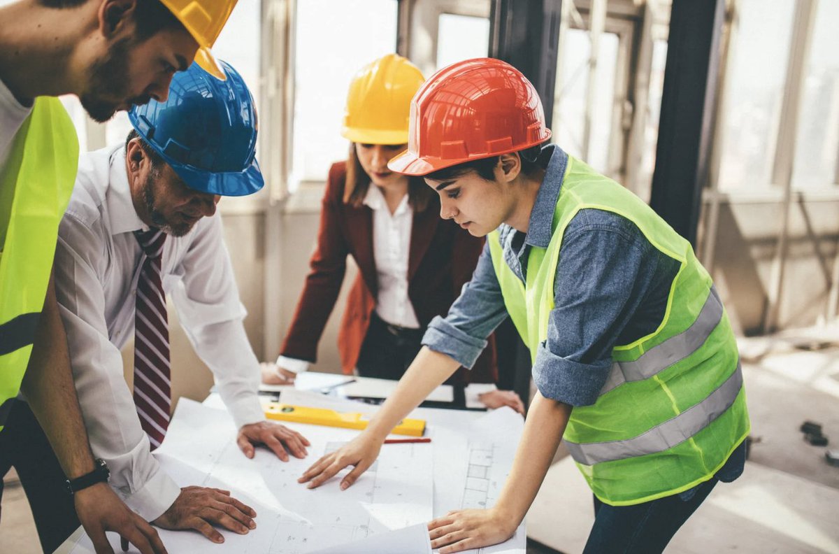 Working in construction? Keep your team safe with our comprehensive H&S courses.
Learn the 7 benefits of choosing FACT in this article: bit.ly/3lQfIQ2  #HealthAndSafetyTraining #BuildingAndConstruction