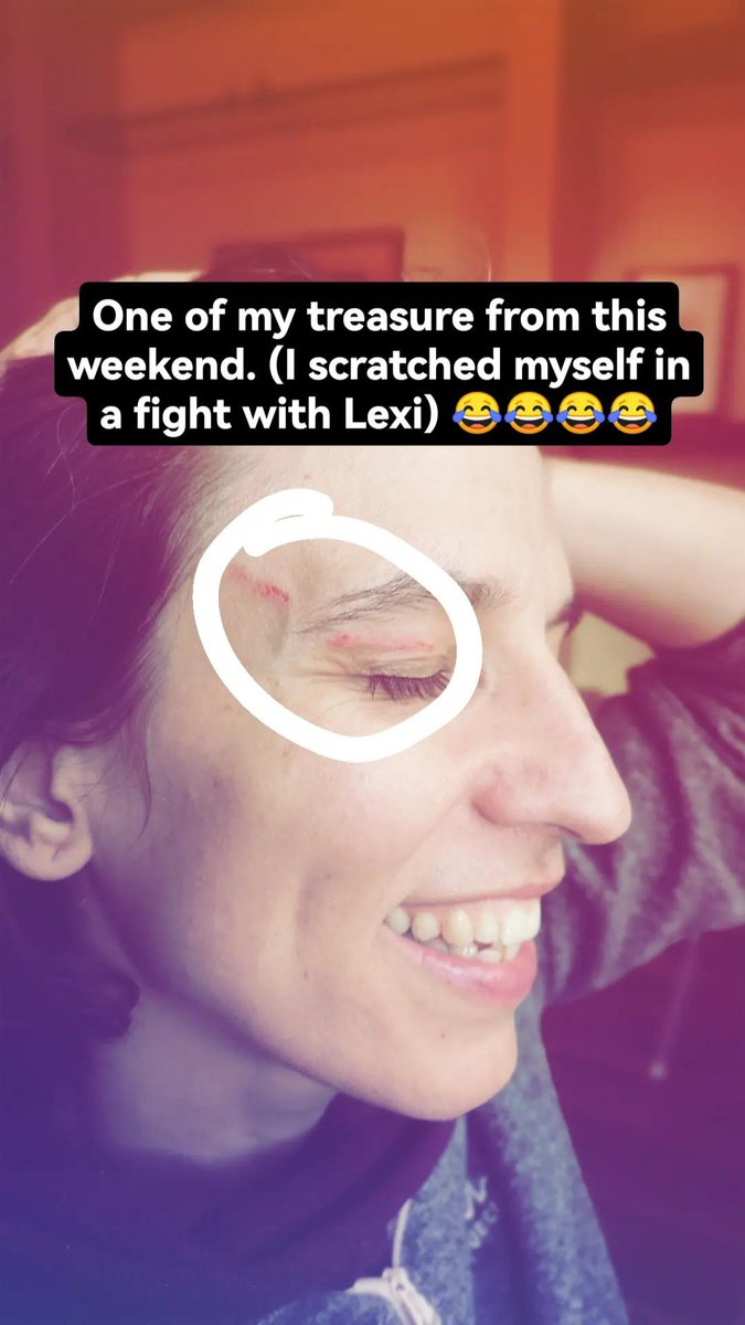 Check out @LexiMaxGirl, @Alexislexiluna for more scratches. All rewards from Antschas event. 😂😂😂😂 #strongwomen #stronggirls #scratch #sessiongirls #sessionwrestling