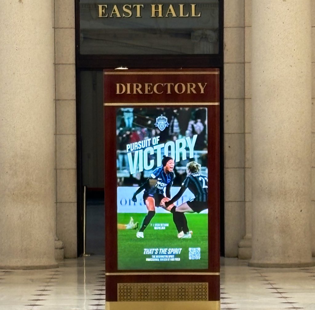 The chaser: Greeted at Union Station with this killer @WashSpirit player branding campaign featuring @aubs_kingsbury & @CroixBethune - both who rocked @AudiField last weekend!