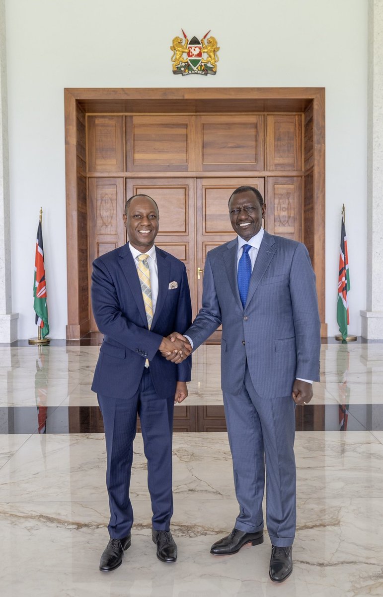 jmueke's tweet photo. The Ukambani region is well represented in the Kenya Kwanza government. 

This morning H.E @WilliamsRuto chaired a meeting attended by Kamba leadership in which we discussed development programs for our region. 

We are proud to be part of this very progressive government https://t.co/4bftSEf78l
