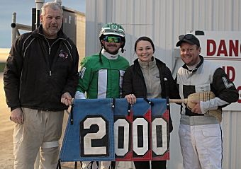 ICYMI: Weekend Recap Hunter Myers earns 2,000th career victory on Saturday at MGM Northfield Park ustrottingnews.com/hunter-myers-e… Doc Frank Memorial Pacing Series in spotlight at Saratoga Casino Hotel ustrottingnews.com/doc-frank-memo… All Class, Ervin Hanover tops in Philly featured races