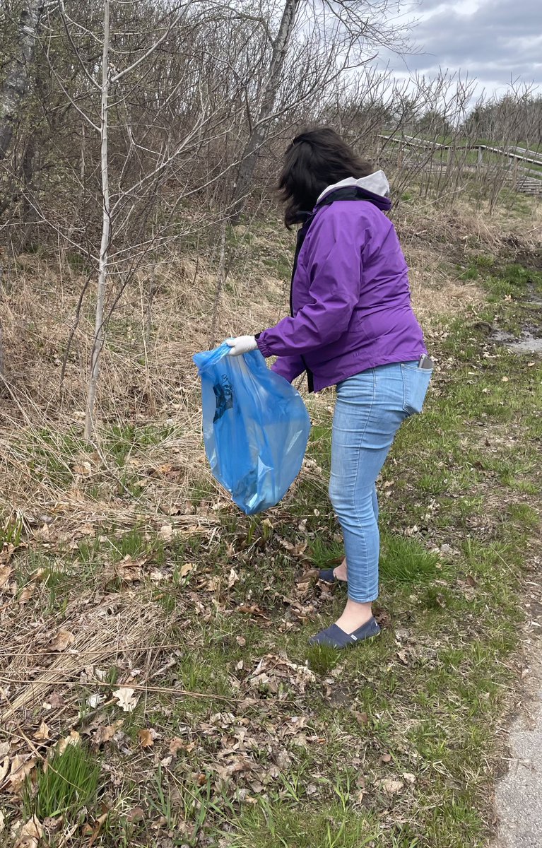 shannonchandley's tweet photo. Another town-wide clean-upโthis weekend in Amherst at Wilkins and Baboosic Lake. #EarthDay2024 #morefunwithfriends #nolittering https://t.co/caPJnfXo4P