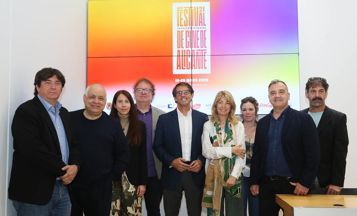 La directora Inés París presidirá el jurado oficial del @FestivalCineALC Desde @dipuAlicante colaboramos con este certamen cinematográfico que se celebrará del 18 al 25 de mayo en distintos escenarios y salas de la ciudad 🎞️ Consulta la programación en festivaldealicante.com