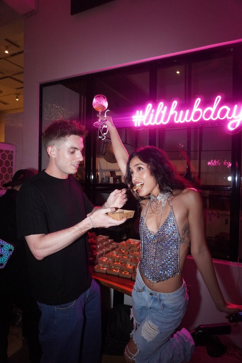 My girlfriend’s 25th birthday party was lit.

Don’t forget to party people