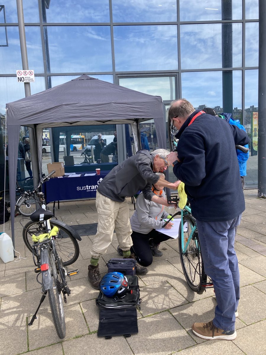 Bike marking event today in #Hastings ⁦@bikeregister⁩ ⁦@HastingsObs⁩ ⁦@CommunityRail⁩ ⁦@Se_Railway⁩