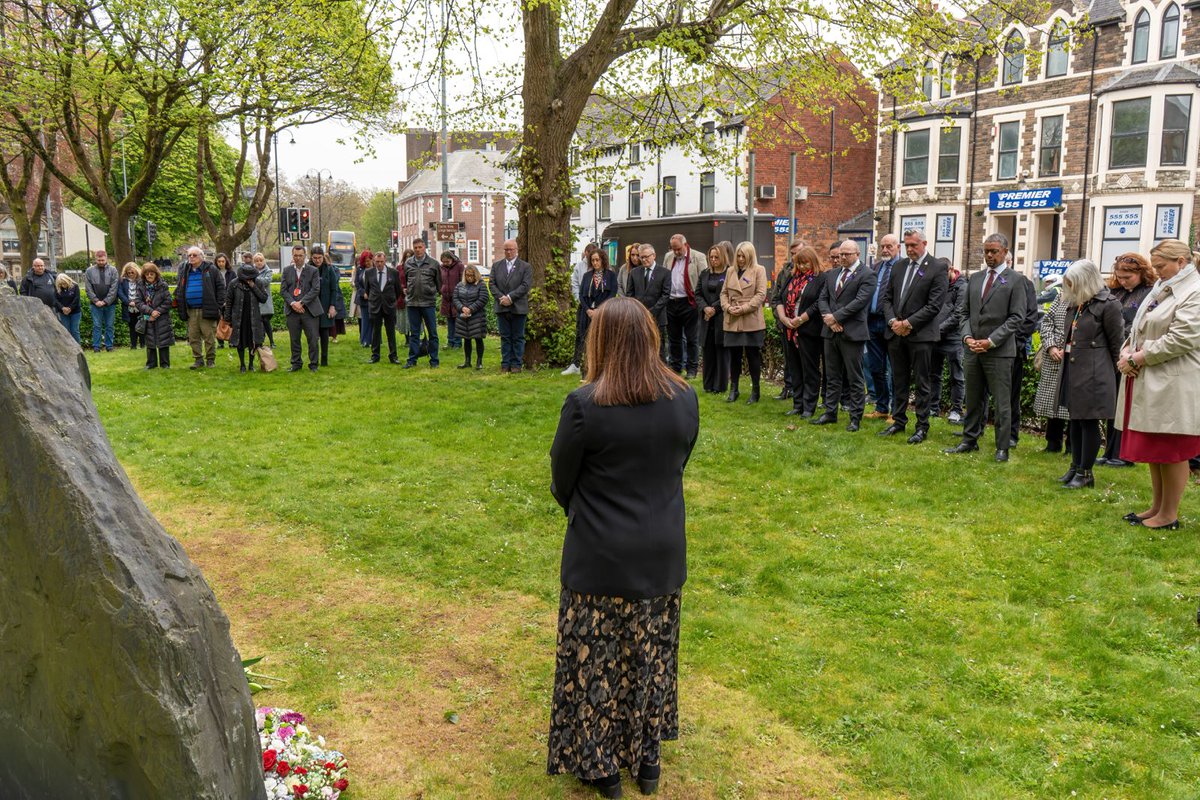 Today, we gathered to mark International Workers Memorial Day that falls this Sunday.

Every year, too many workers die preventable deaths because their safety wasn't considered a priority.

We remember the dead, fight for the living, and fight for safer workplaces for all ✊