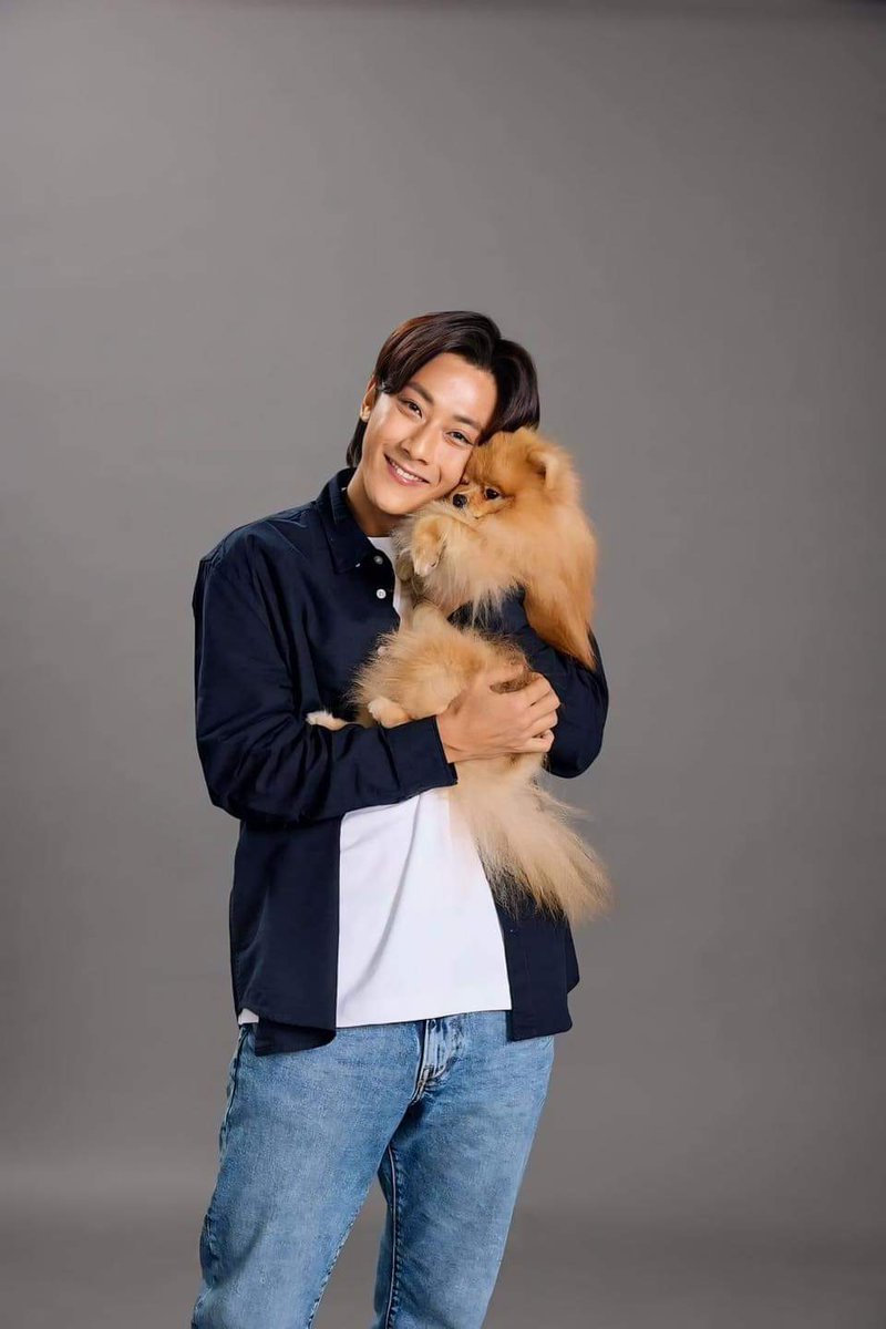 CullenPJungNDan's tweet image. ไม่ไหว~ รูปเซ็ทนี้เกินต้านมากกก โดยเฉพาะพี่จอง หล่อมากหน้าหวานสุด 🥴 #คัลแลนพี่จอง