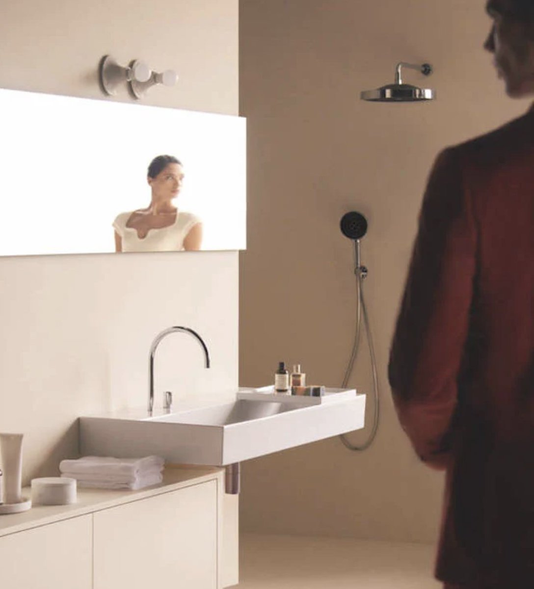 Solos bathroom collection, part of the premium Atelier Collections, launched by @IdealStandardUK ow.ly/ibcJ50Rl3OT #BathroomDesign #InteriorDesignInspo #DesignerBathrooms #BathroomInspiration