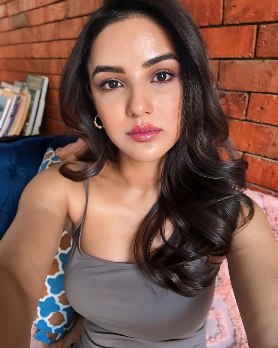 #JasminBhasin