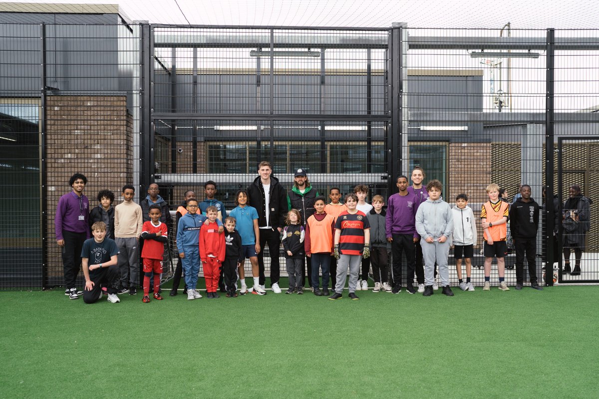 WESTYouthZone's tweet photo. 🥳WEST IS OFFICIALLY OPEN!🎉
Over 1000 people joined us to celebrate the Grand Opening of WEST yesterday. The day was filled with amazing activities run by our youth workers, delicious BiteCity Cafe food and JOY! ✨
#WESTYZ #westival #grandopening #WhereEverybodySticksTogether https://t.co/goS466JPQr