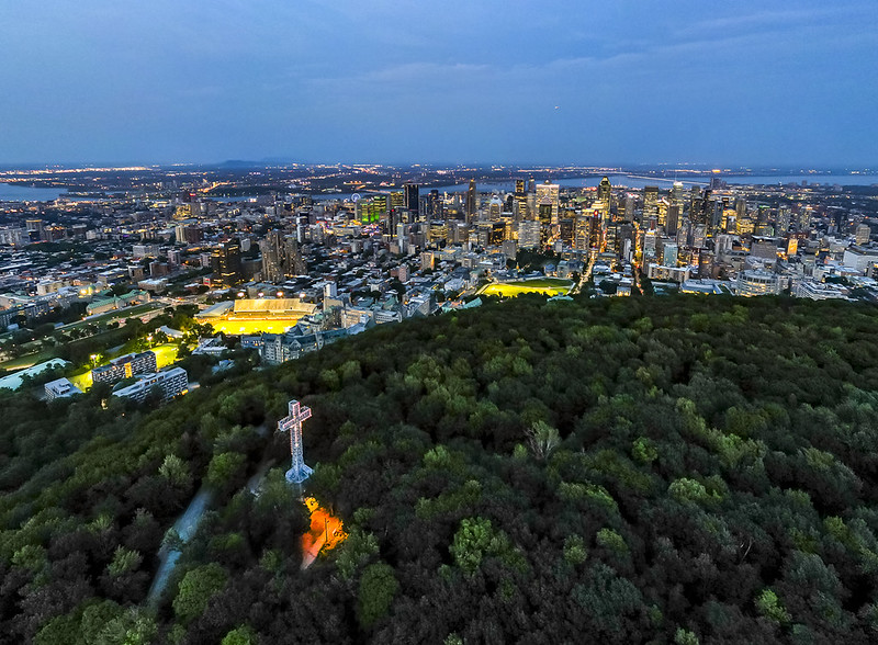 De Montréal, bon Jour de la Terre 🌎💚

📷 @evablue @JourdelaTerreCa #JourdelaTerre #MonJourdelaTerre #Montréal