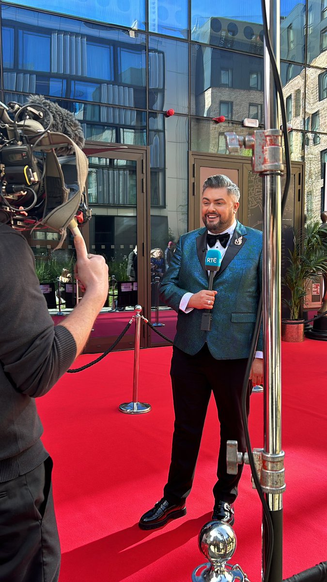 What a joy to be RTÉ’s Red Carpet Reporter for the 2024 @IFTA’s! Thank you @ShinawilTV and RTÉ for having me and thanks to the FABULOUS attendees who stopped by for a chat! The GLAMOUR of that carpet gehrls ❤️🎬 Catch the show hosted by the fabulous Baz Ashmawy on @RTE2 tonight!