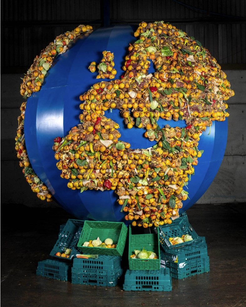 The countries you see on The Food Planet (#FoodWasteActionWeek 2022) were created from wasted food, representing one year's worth of food waste from an average family with 2 children, totalling 165kg per year! Join us for #EarthDay and commit to saving precious food from the bin.