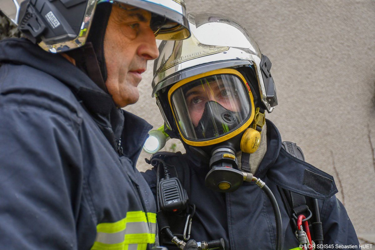 SDIS45's tweet photo. [MondayMotivation] ❤️
Quand chaque pas compte, avoir un binôme à ses côtés fait toute la différence. 💫

Quoi de plus inspirant que l’admiration et le soutien mutuel pour démarrer cette semaine avec détermination ? 😍

📸 UDR Sébastien Huet 
#pompiersloiret #MondayMotivation https://t.co/IAPhfaCGmX