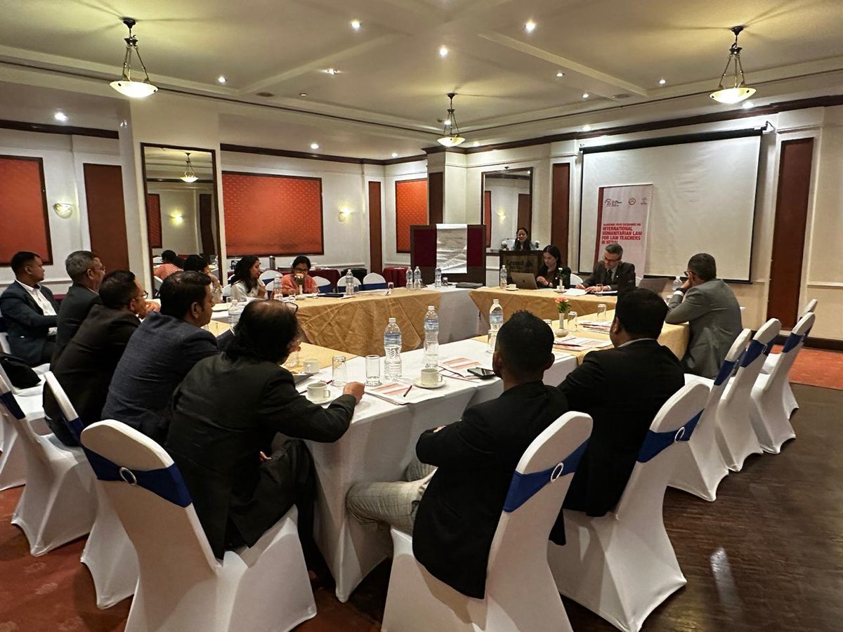 We were delighted to receive academics from various Nepali Universities at our Academic Peer Exchange on #IHL for Law Teachers in Kathmandu. The participants discussed challenges and opportunities and the role of academia in building positive narratives about IHL. #GC75