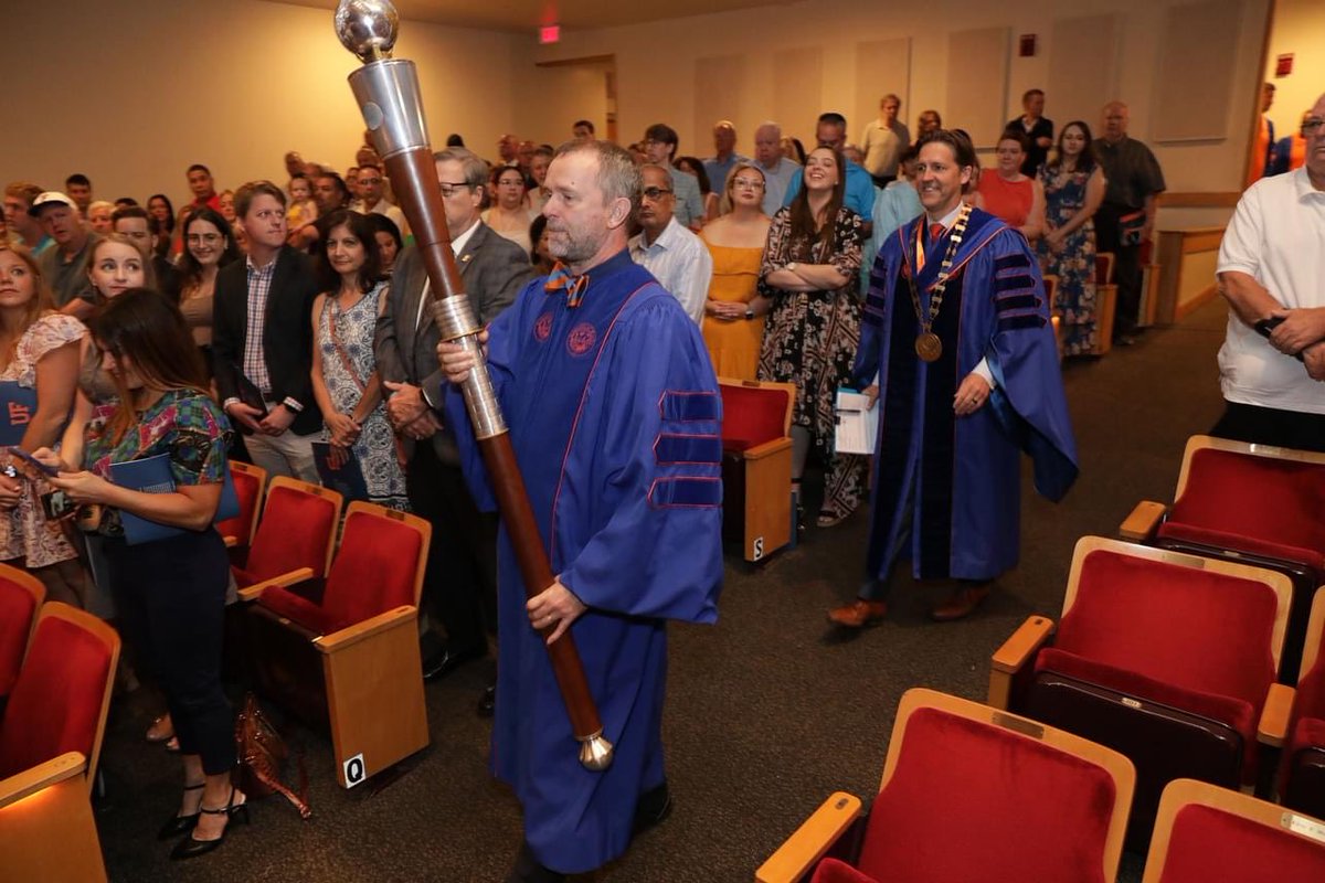 Hans van Oostrom tweet media