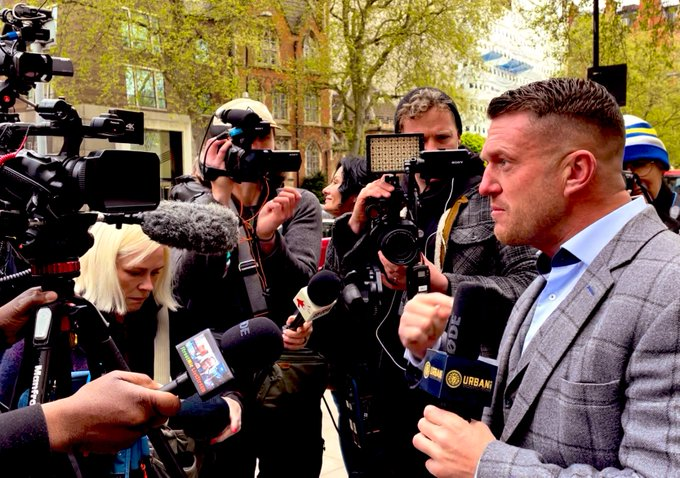 In Tommy @TRobinsonNewEra's trial it seems the @metpoliceuk have admitted the order was not lawful. Britain's police state strikes again. 

Saying that I'm sure they'll find him guilty anyway.
