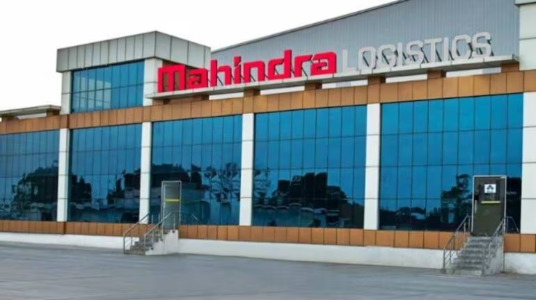 #4QWithCNBCTV18 |  Mahindra Logistics reports #Q4 earnings

➡️Net loss at ₹11.9 cr vs profit of ₹0.20 cr (YoY)
➡️Revenue up 14% At ₹1.450.8 Cr Vs ₹1,272.5 (YoY)
➡️EBITDA down 11.1% At ₹56.6 Cr Vs ₹63.7 Cr (YoY)
➡️Margin at 3.9% Vs 5% (YoY)