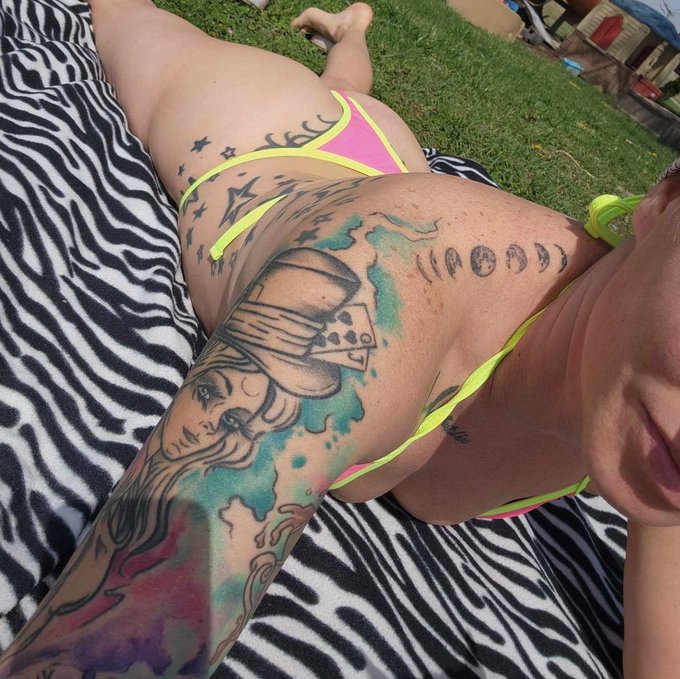Thanks to everyone that bought me a new #bikini! Got some really cool 1s and some really tiny 1s. Yall<a href="/tag/bikini"class="tags">#bikini</a><a href="/tag/florida"class="tags"><span>#florida</span></a><a href="/tag/vaca2024"class="tags"><span>#vaca2024</span></a>