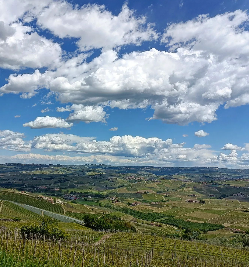 🌏 Nella #GiornataMondialedellaTerra ci soffermiamo a osservare uno dei paesaggi più famosi del nostro territorio. #EarthDay2024