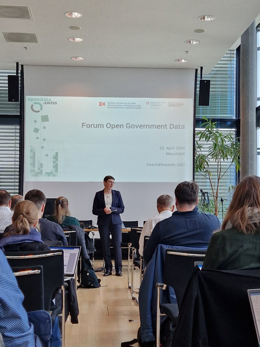 opendataswiss's tweet photo. 🎉Mit der Begrüssungsrede von Petra Keller Gueguen, Abteilungsleiterin Stab BFS eröffnen wir offiziell das 8. #ForumOGD! Dankeschön an alle Teilnehmenden, die nach Neuenburg gekommen sind, um ihr Fachwissen und ihre Leidenschaft für #OGD in der Schweiz mit uns zu teilen! https://t.co/4Oa5DK8uhk