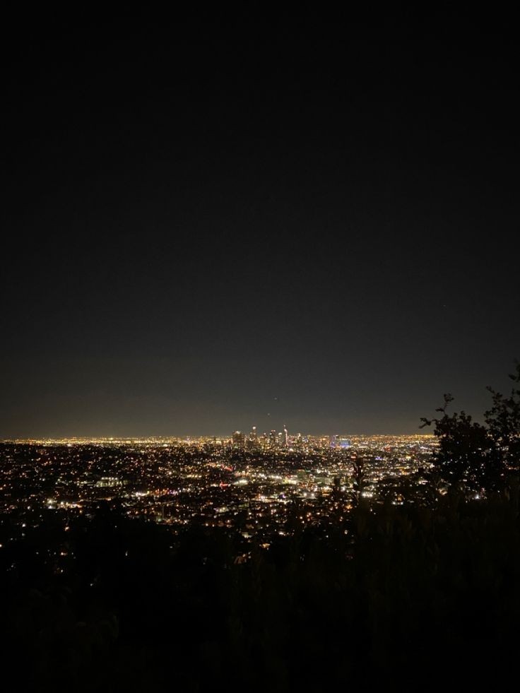 watching city lights is so therapeutic.