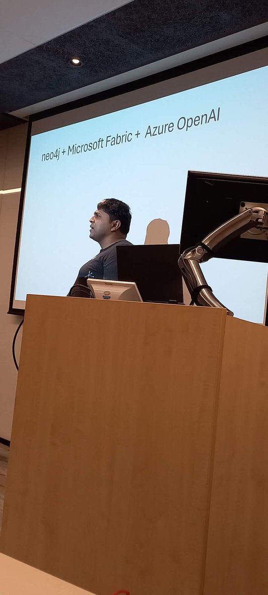 hackmum's tweet image. Finally, we chose this date as the inaugural @neo4j #mumbai @Meetup group because.....15th April is #GraphDay . Pranaam, #Euler ji🙏 

Thank you, @sidagarwal04 for the refreshments (we opted 4 pizzas 🍕 because of @SusmitPy&apos;s  #neo4j talk)



#gab24mum