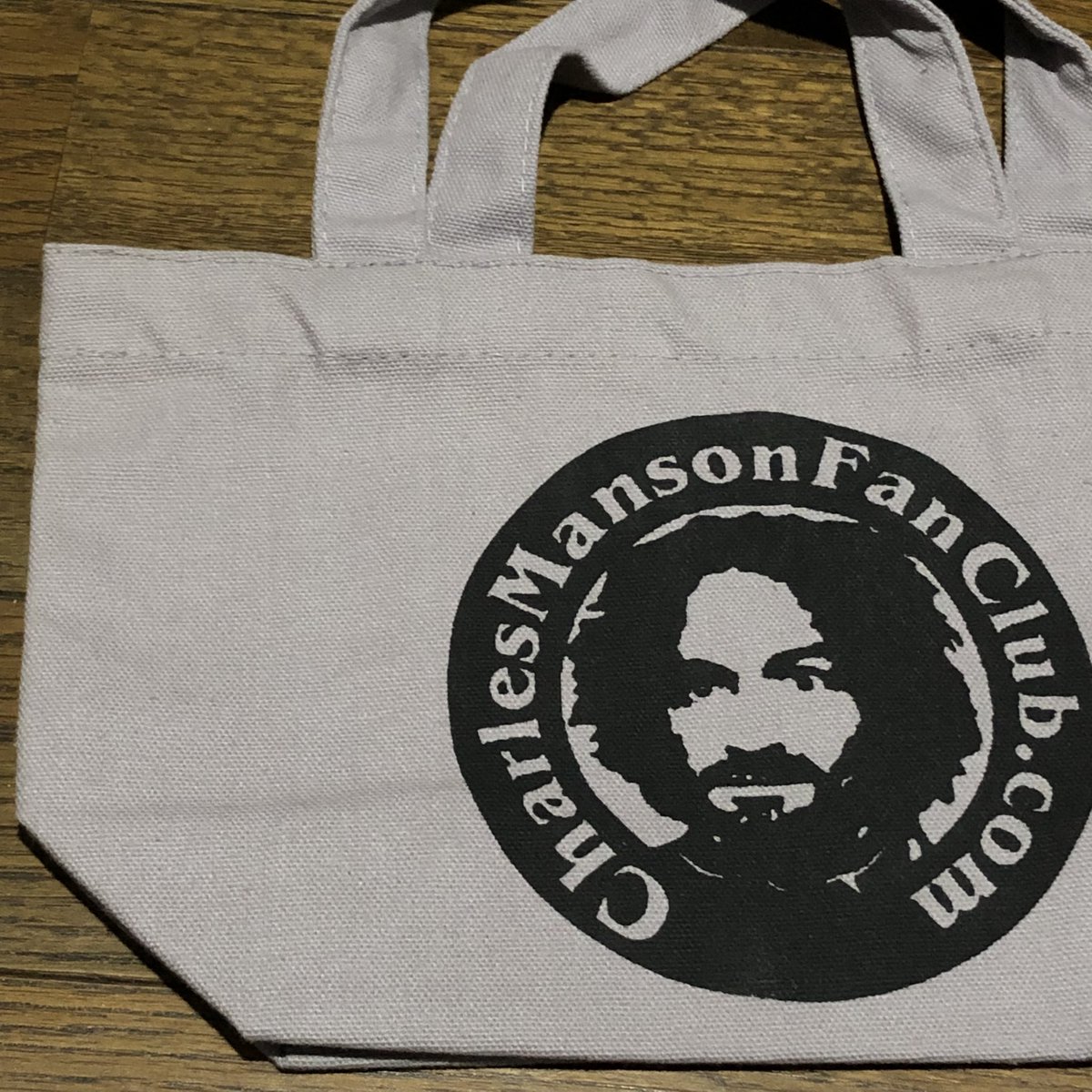 7010grind's tweet image. マンソンランチトート
新品
とりあえず1枚出します！
#7010grindclothing