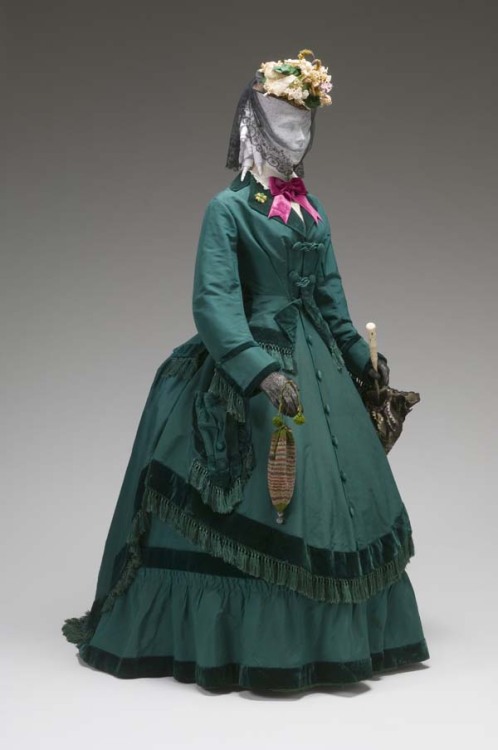 Wish it was green though. #frockingfabulous #fashionhistory of ca. 1870, via the Mint Museum. And no, no arsenic here.