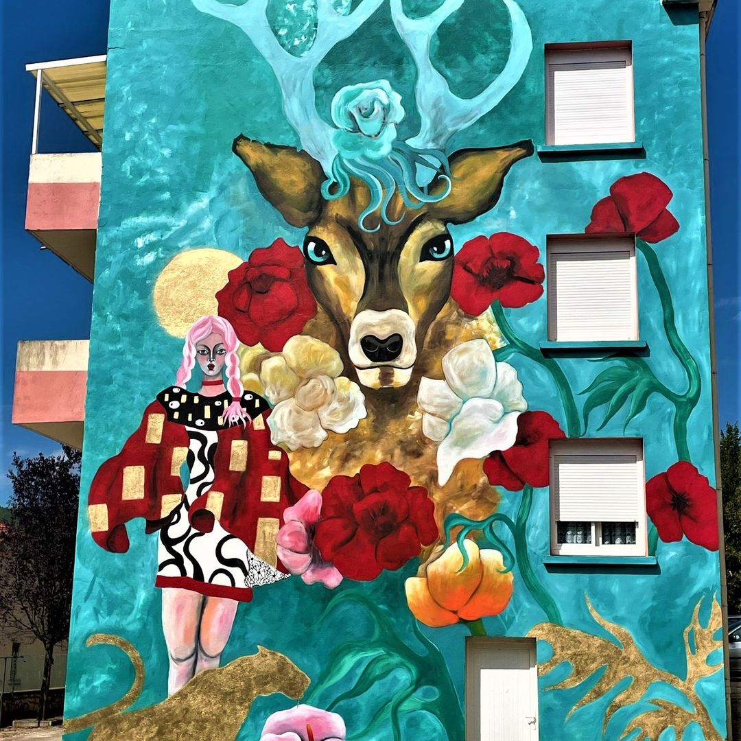 #Streetart by #Demoiselle @ #Bessèges, France, for #MIAOUENCÉVENNES
More pics at: barbarapicci.com/2024/04/21/str…
#streetartBessèges #margayart #streetartFrance #Francestreetart #arteurbana #urbanart #murals #muralism #contemporaryart #artecontemporanea