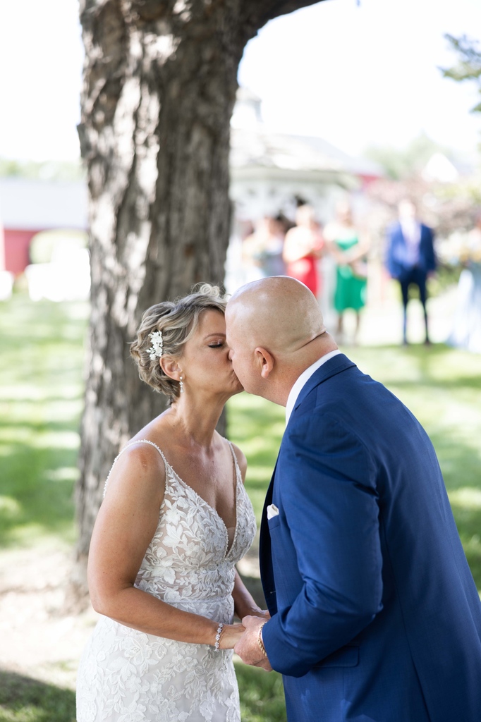 Want more time on your wedding day? Make first look happen, you get photos started earlier and break the days tension.

unitymike.com

#unitymike #BestofWorcester #WorcesterMA #loveauthentic #NewEnglandWedding #WeddingDay #MassachusettsWeddingPhotographer