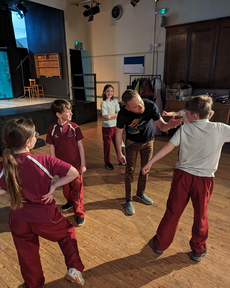 What does 24 hours at the Prep School look like? Y5 at Hunter Hall visited on the weekend and experienced a whole range of activities from cricket to cookery, drama to DT, swimming to shooting plus much more in between. Thank you for visiting us! #collaboration #Kindness #courage