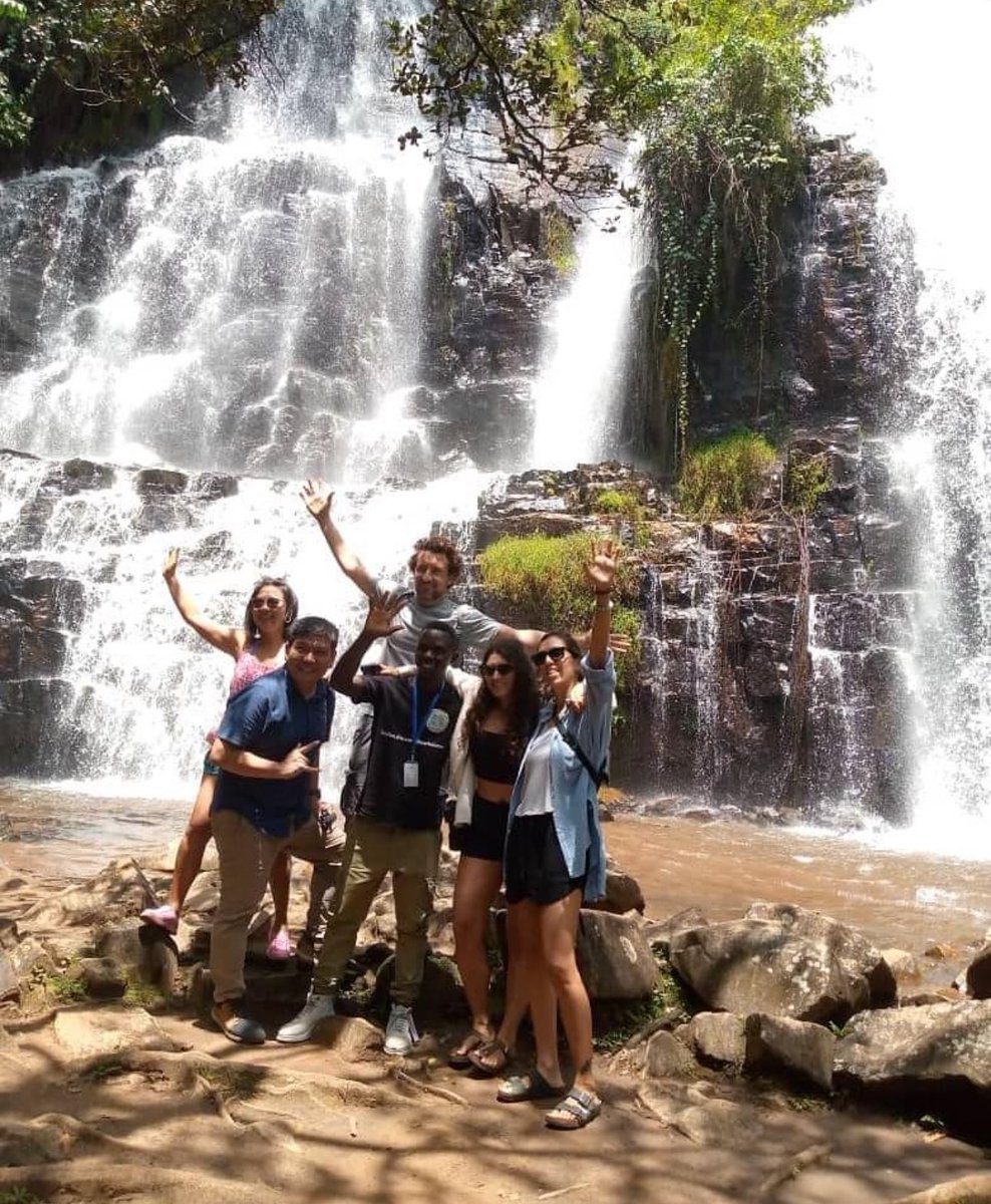 #Eden🇧🇮😊
Please visit #Burundi
📸 Karera waterfall 💯