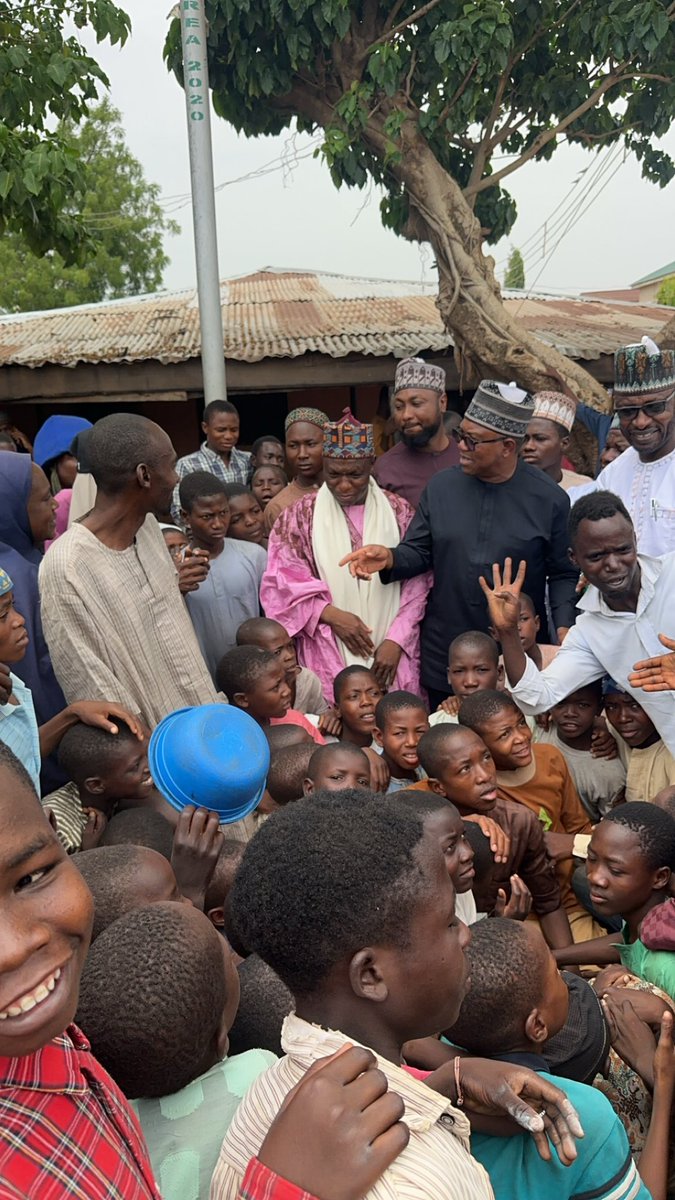 Chigozieialex's tweet photo. Peter Obi visits Madarasatul Hidayyatul Auladi Muslimima kawo, kaduna Almajeri school along side Yunusa Tanko and Ibrahim AbdulKareem. https://t.co/wwAxkPn0Kr