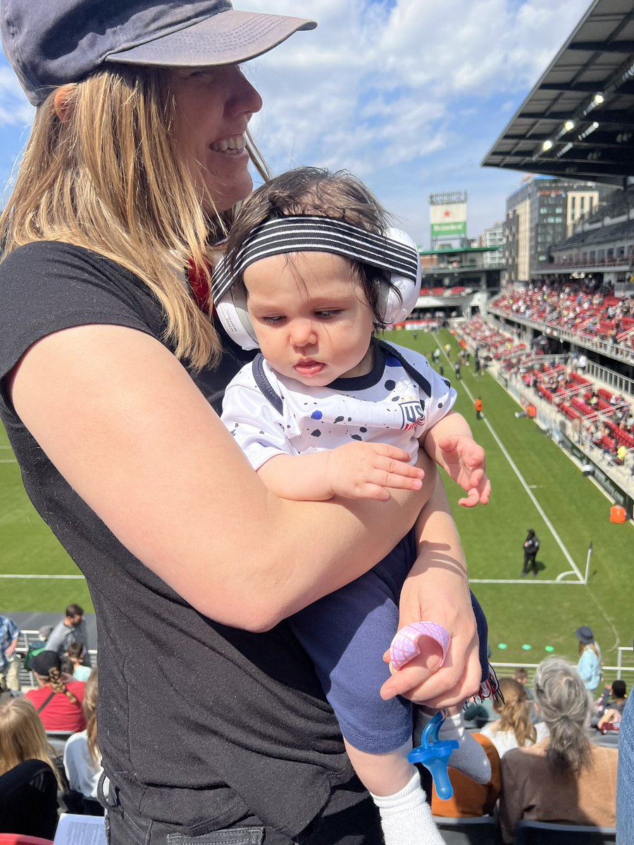 My niece is 5.5 months old and she’s 3-0 when in attendance at womens soccer games. 2 @WashSpirit wins 1 @USWNT win A natural winner tbh