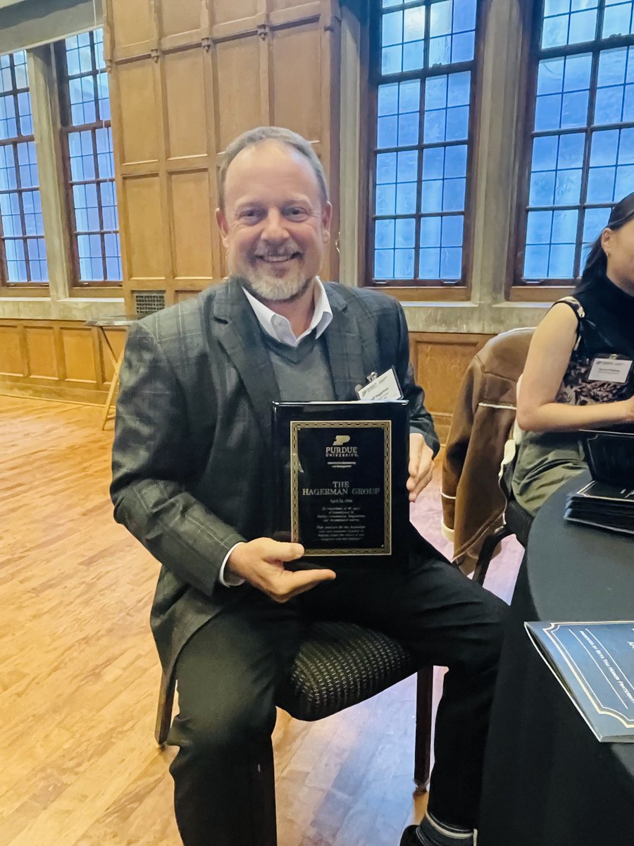 HagermanGroup's tweet photo. On 4/12, we attended the @PurdueCEM Internship Banquet. We've sponsored this program for 40 years, and were recognized for this partnership. Chairman Jeff Hagerman, a 1993 CEM graduate, accepted our recognition. #BuildingABetterFuture #ConstructionSolutionsProvider https://t.co/u8JabcfopF