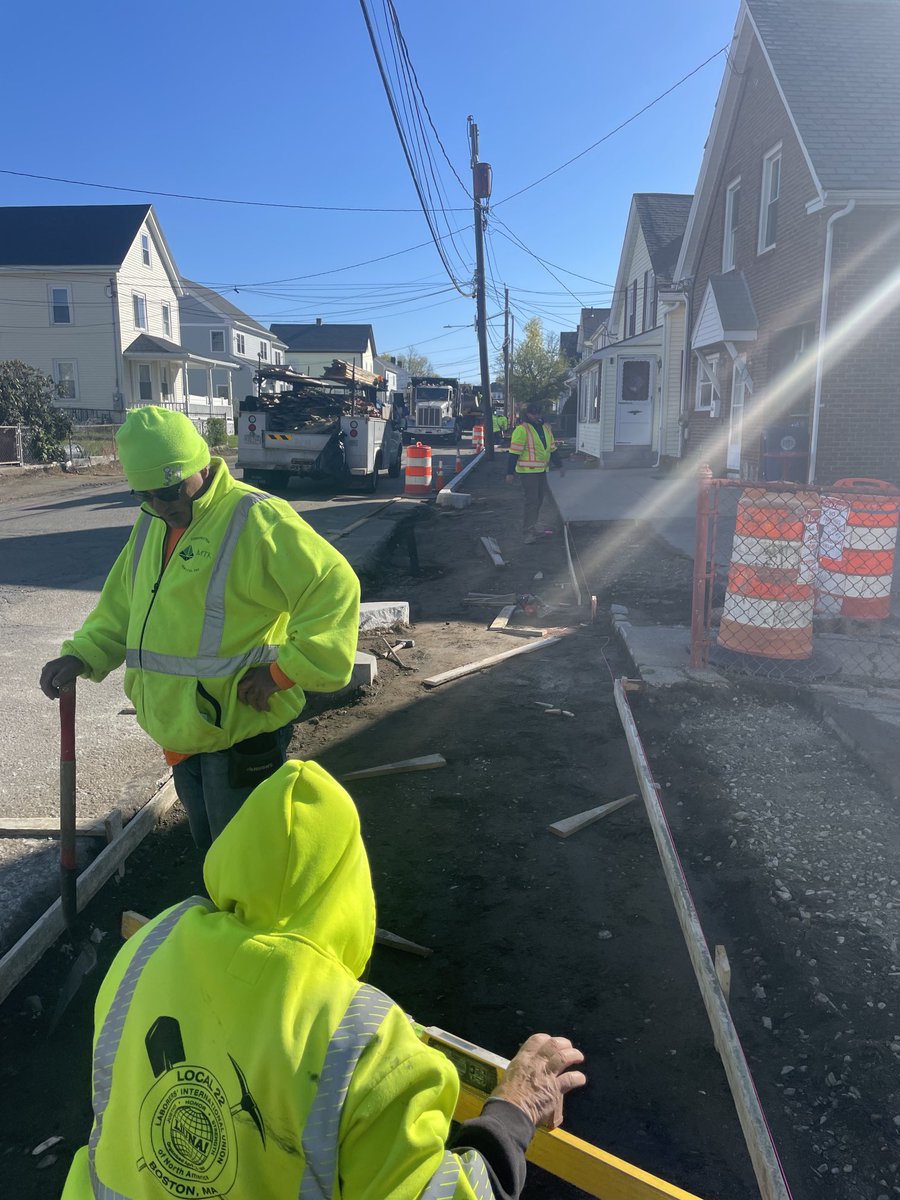Lincoln Road - prepping for concrete pour tomorrow. #2024ConstructionSeason