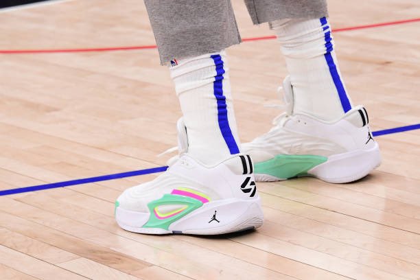 jordan 1 luka on feet