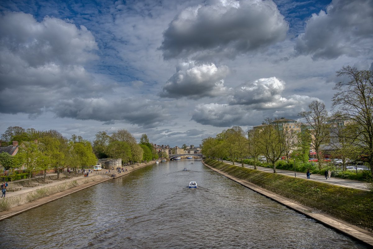 York and The River Ouse #ThePhotoHour #dailyphoto #PintoFotografia #photography #fotorshot #Viaastockaday #art #photooftheday #photographer  #portraitphotography #landscape @OutdoorPhotoMag @Welcome2Yorks #York