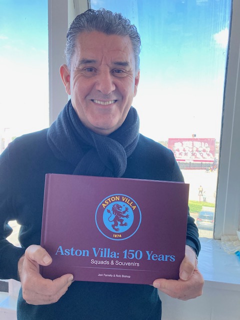 The Boss (aka @JohnGregory77) popped in yesterday and bought a copy of the 150 Years book. When I told him that 50 percent of profits are for @avfpc1874 he paid over the odds. Lovely gesture. If you would like a copy at the regular price (£30), go to curtis-sport@gmail.com #AVFC