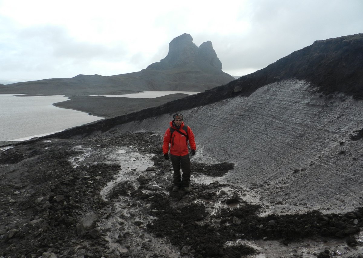 El Permafrost fa referència al sòl permanentment congelat, i és part, amb la neu i les glaceres, del que coneixem com a criosfera, i en podem trobar a les regions més fredes del planeta.
#Permapyrenees #POCTEFA #Interreg