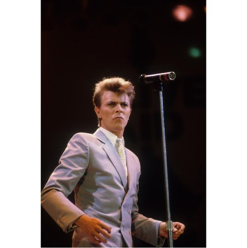 David Bowie performing on stage during the Live Aid concert at Wembley Stadium. London, England. July 13, 1985 #NeilLeifer #Photography #concert #liveaidconcert #music