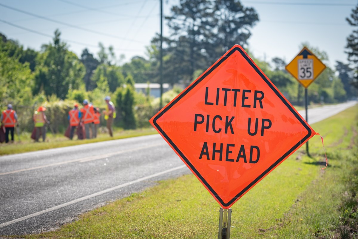 #EarthDay + #LitterSweepNC = The 1-2 punch of motivation to keep NC clean. bit.ly/2PEV6Ya
