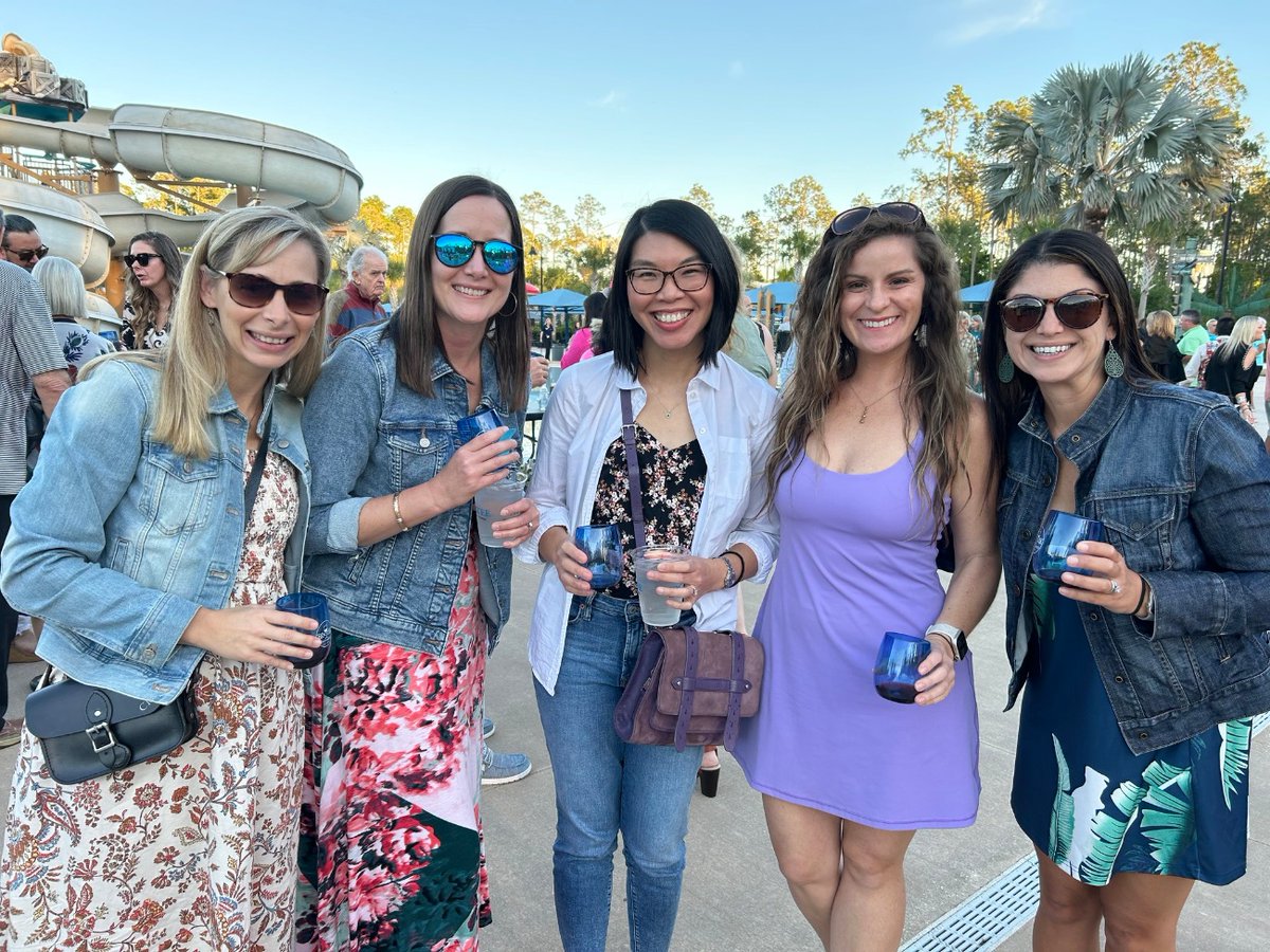 #MondayMemories Over 500 residents came out for Nocatee Uncorked on April 13th.🍷🥂 Video recap👉  hubs.li/Q02tkRBG0 #winetasting