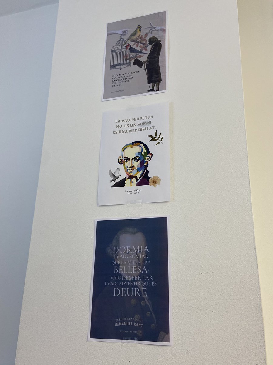standreu's tweet photo. Avui l'alumnat d'Història de la Filosofia de #2BAT ha commemorat el tercer centenari del naixement del filòsof Immanuel #Kant amb cartells que inclouen frases de les seves obres. #filosofia https://t.co/hPWG8XDacr