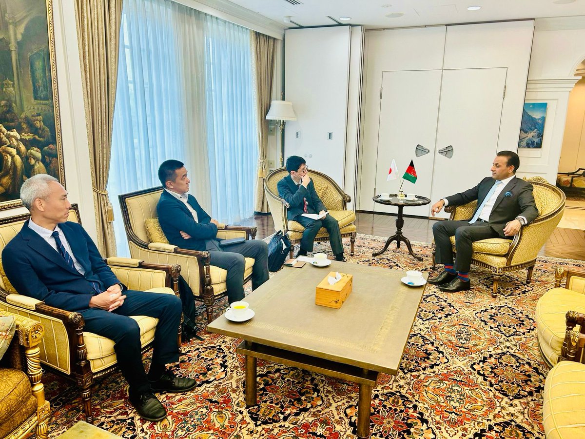I was pleased to receive the newly appointed Chief Representative JICA Afghanistan Office Mr HATTORI today. While congratulating him on his appointment, I discussed with him at length JICA’s ongoing developmental & humanitarian aid programs in🇦🇫 including agriculture & education.